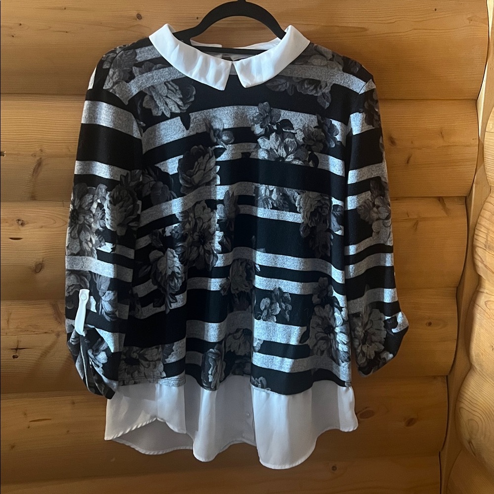 Faith and Joy Monochrome collared  Knit top - XL